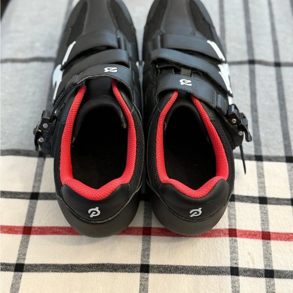 Peloton Cycling‎ Shoe - Black with Red Interior Trim